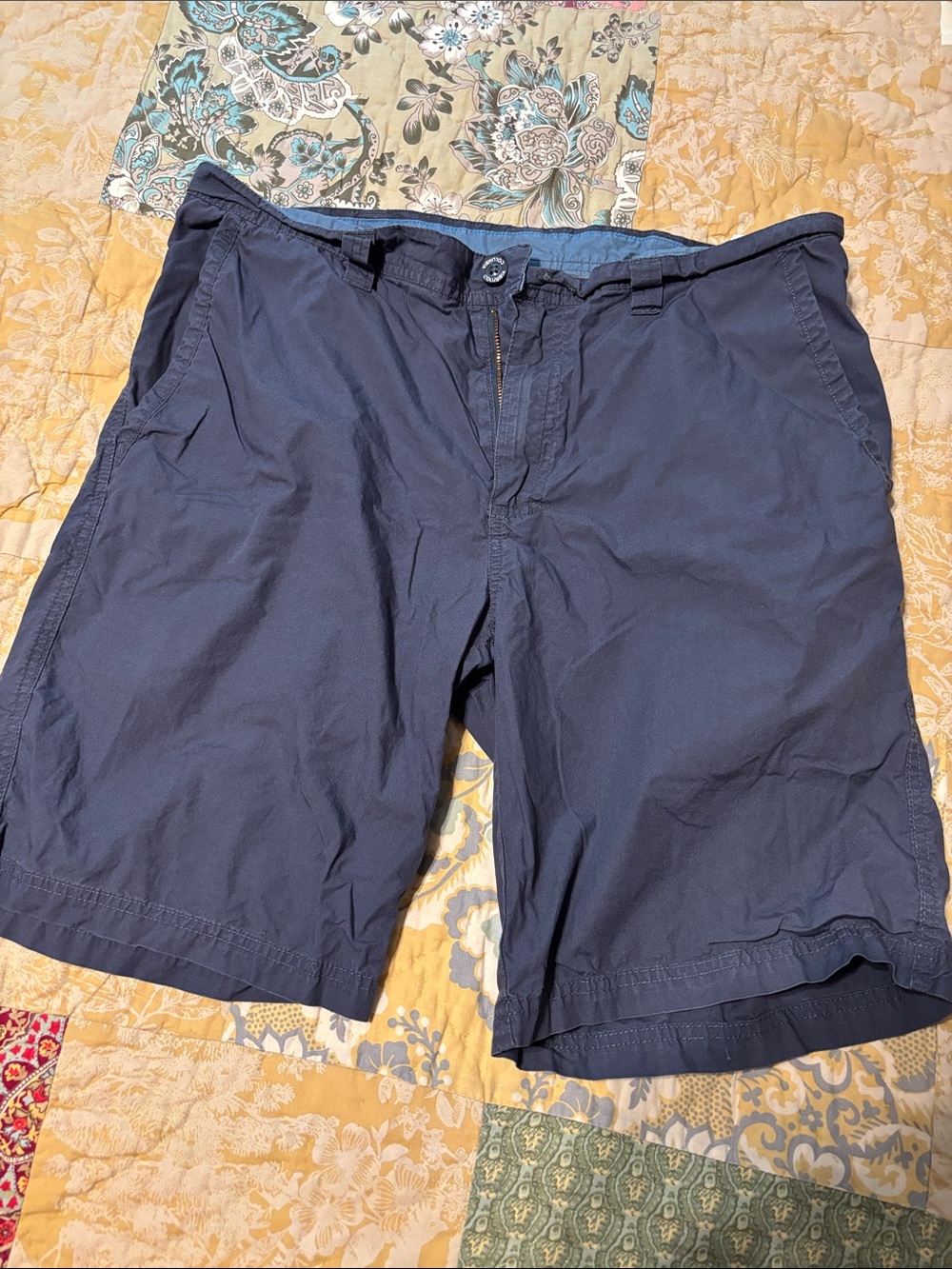 Columbia Mens 36 w Navy Shorts